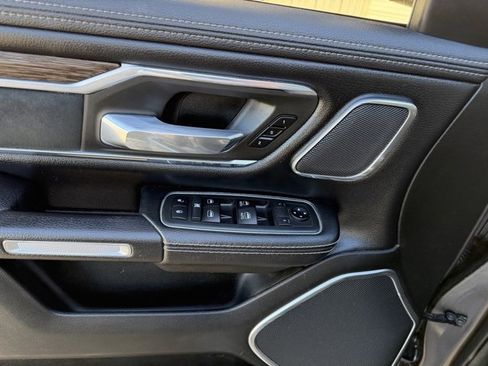 Used 2019 RAM 1500 Laramie image 18