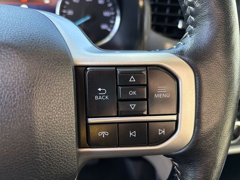 Used 2023 Ford Expedition XLT image 16