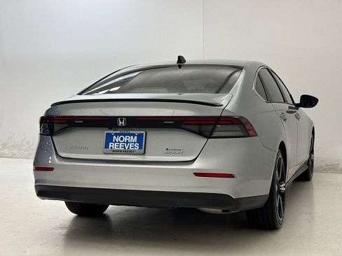 Certified 2025 Honda Accord Sport image 9