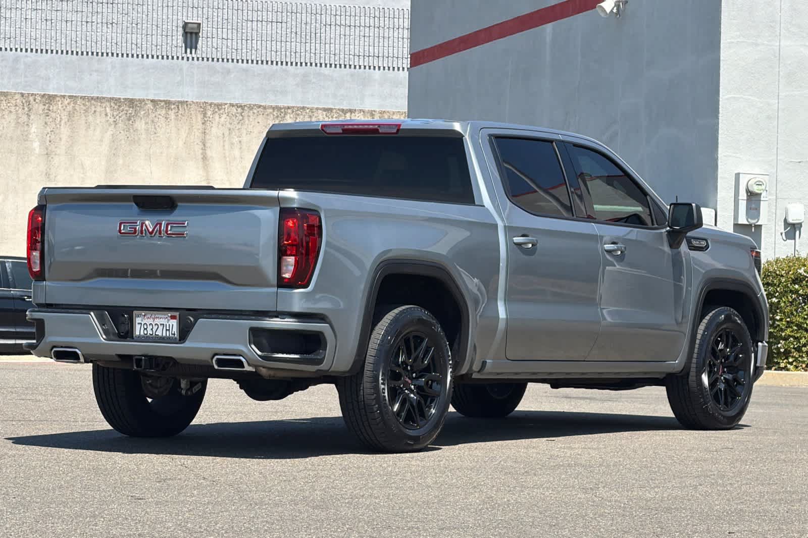 Used 2026 GMC Sierra 1500 Elevation w/ X31 Off-Road Package AWD/4WD image 2