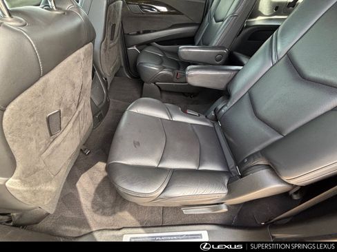 Used 2020 Cadillac Escalade ESV Platinum image 15