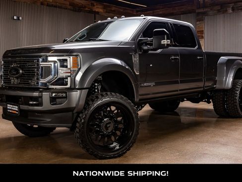 Used 2022 Ford F450 Platinum w/ FX4 Off-Road Package image 4