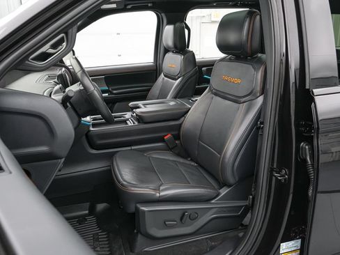 Certified 2025 Ford Expedition Tremor AWD/4WD image 19