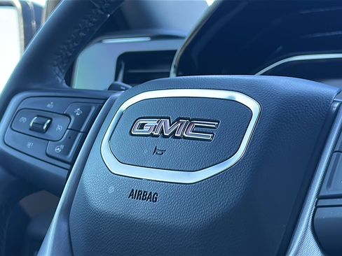 Used 2025 GMC Sierra 1500 Elevation w/ Preferred Package image 30