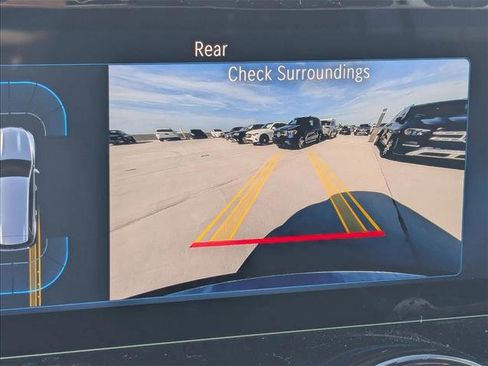 New 2025 Mercedes-Benz GLB 250 image 23