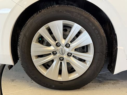 Used 2025 Nissan Sentra S image 26