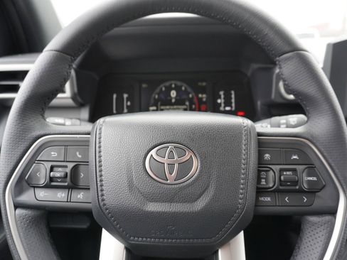 New 2026 Toyota 4Runner SR5 image 23