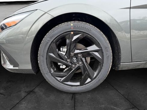 New 2026 Hyundai Elantra Sport FWD image 14