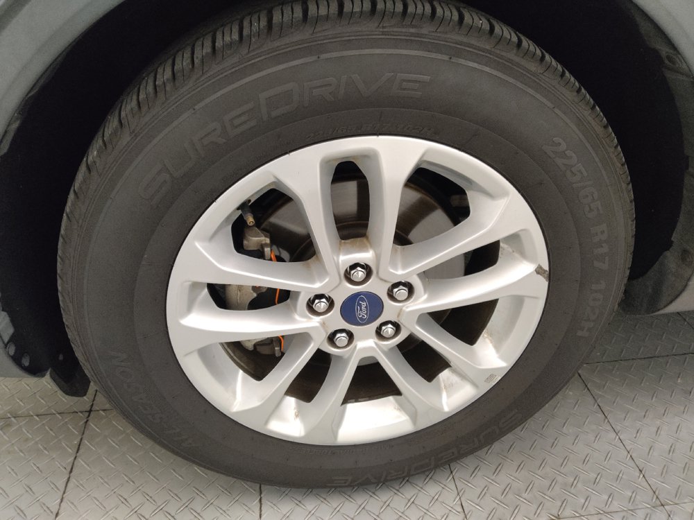 Used 2022 Ford Escape SE w/ Convenience Package FWD image 31