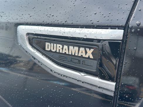 Used 2021 GMC Yukon Denali w/ Denali Premium Package image 28