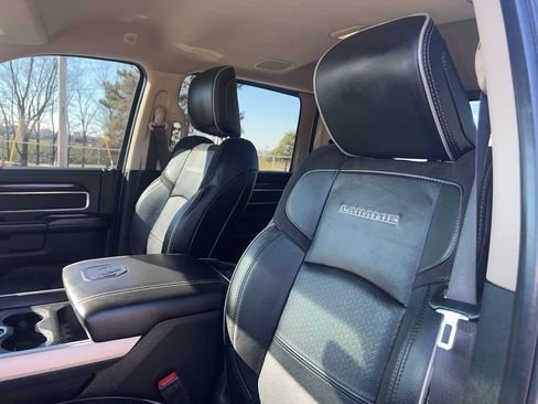 Used 2022 RAM 2500 Laramie w/ Chrome Appearance Group image 9