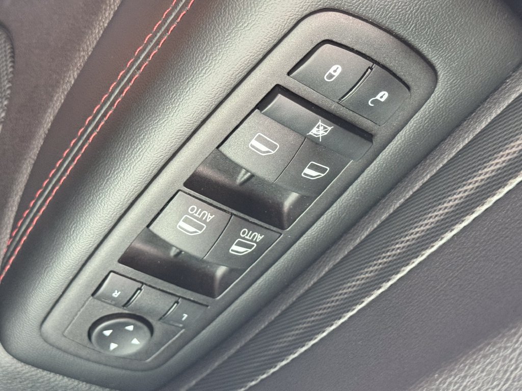 Used 2023 Dodge Durango R/T w/ Blacktop Package AWD/4WD image 31