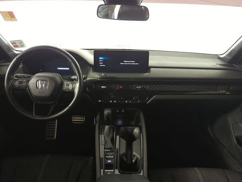 Certified 2025 Honda Accord Sport image 11
