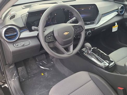 New 2026 Chevrolet Trax LT image 21