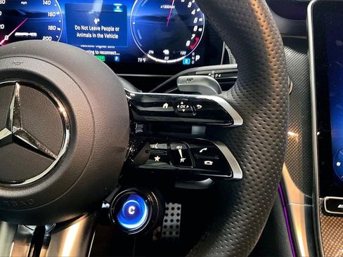 Used 2025 Mercedes-Benz GLC 63 AMG S image 9