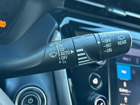 Used 2022 Chevrolet Bolt EUV Premier w/ Super Cruise Package image 38