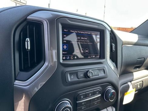New 2026 Chevrolet Silverado 1500 Custom Trail Boss AWD/4WD image 18