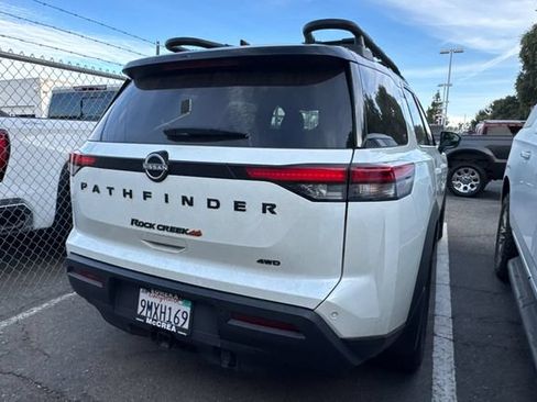 Used 2024 Nissan Pathfinder Rock Creek AWD/4WD image 5