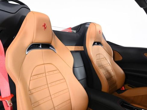 Certified 2025 Ferrari SF90 Spider AWD/4WD image 4