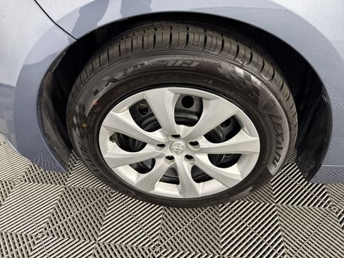 Used 2024 Toyota Corolla LE FWD image 11