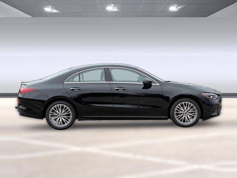Used 2026 Mercedes-Benz CLA 250 image 7
