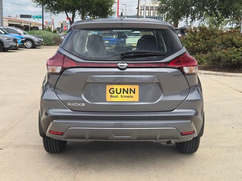 Certified 2025 Nissan Kicks Play S FWD image 4