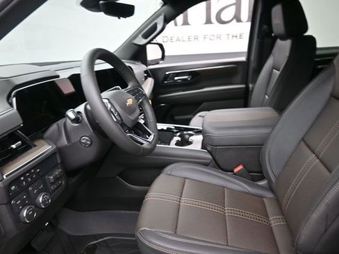 New 2026 Chevrolet Suburban High Country w/ Sun And Tow Package image 4
