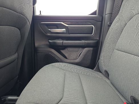 Used 2022 RAM 1500 Big Horn AWD/4WD image 12
