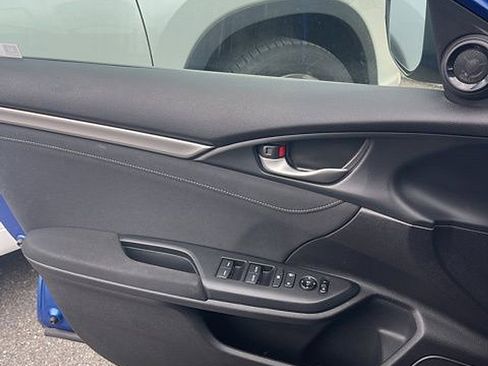 Used 2019 Honda Civic EX image 5