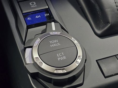 New 2025 Toyota Tacoma SR5 image 7