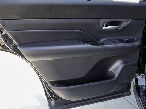 Used 2025 Toyota Grand Highlander AWD Hybrid image 24