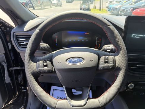 Used 2025 Ford Escape ST-Line w/ Tech Pack #1 AWD/4WD image 20