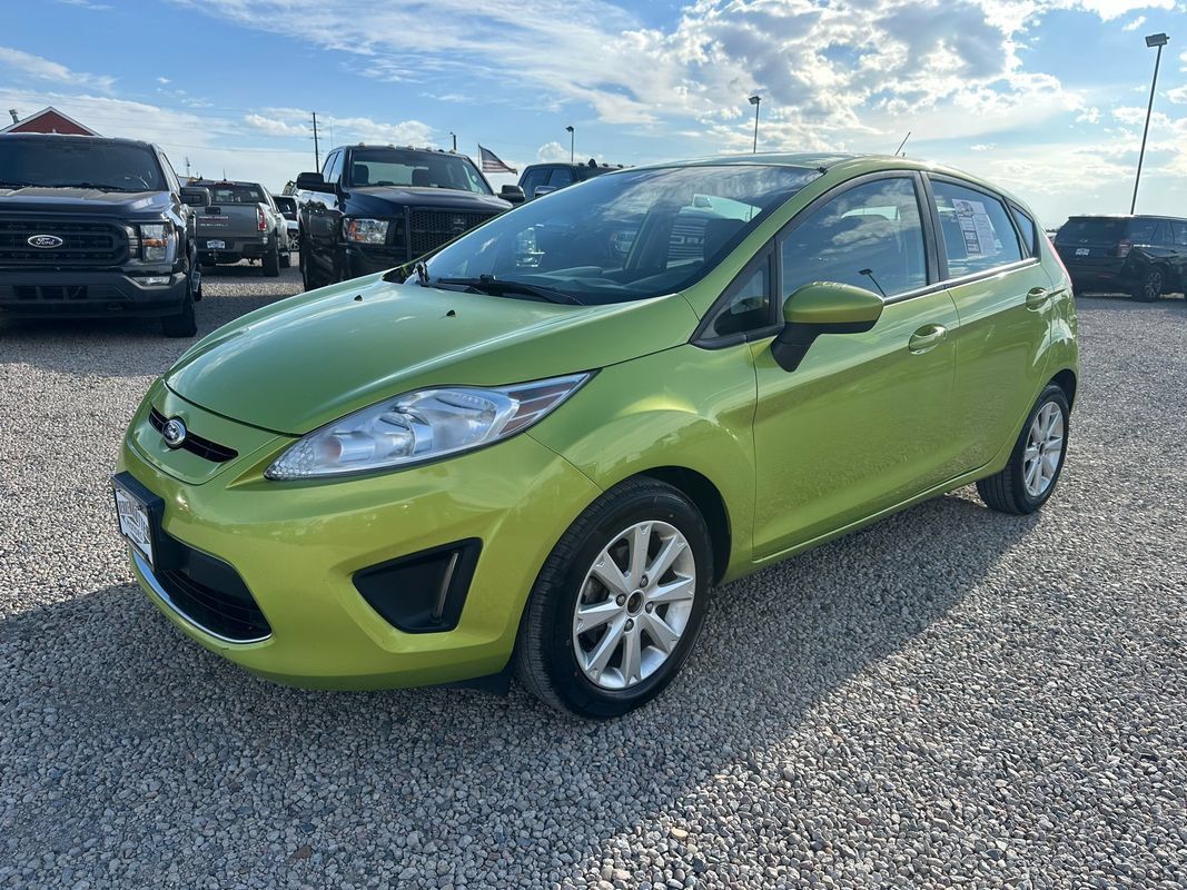 Used 2011 Ford Fiesta SE w/ 203A Rapid Spec Order Code FWD image 5