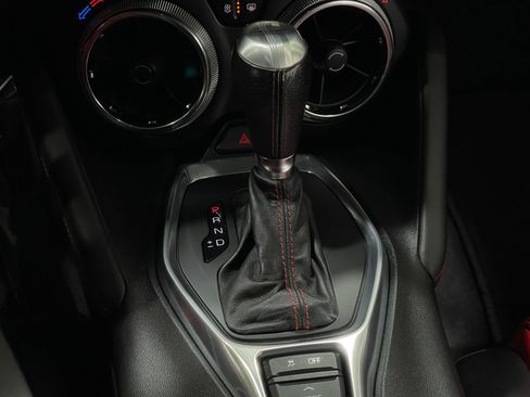 Used 2018 Chevrolet Camaro SS RWD image 28