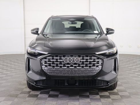 Certified 2025 Audi Q5 Premium Plus w/ Premium Plus image 3