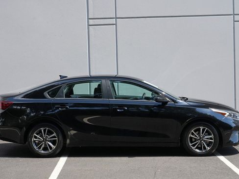 Used 2023 Kia Forte LXS FWD image 43