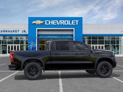 New 2026 Chevrolet Silverado 1500 ZR2 image 7