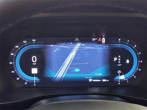 Used 2025 Volvo XC40 B5 Core image 16