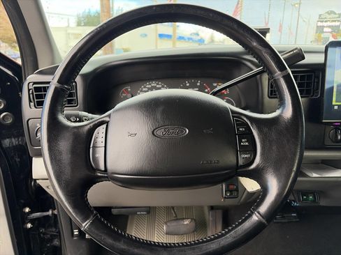 Used 2002 Ford F250 XL image 26