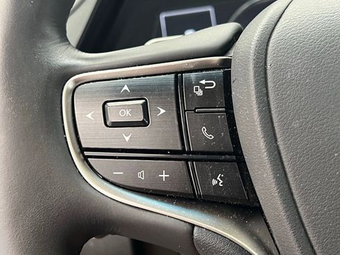 Used 2023 Lexus ES 300h Ultra Luxury w/ Accessory Package (Z2) image 19