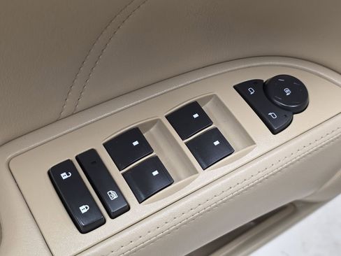 Used 2008 Buick Lucerne CXL w/ Driver Confidence Package FWD image 28