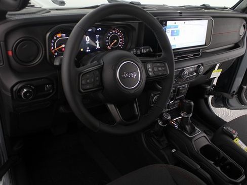 New 2026 Jeep Wrangler Unlimited Rubicon image 8