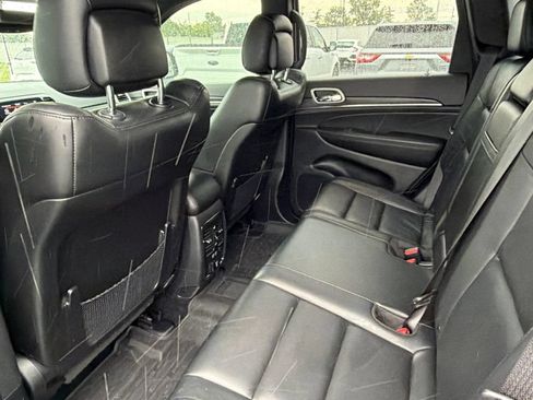 Used 2021 Jeep Grand Cherokee Limited AWD/4WD image 9