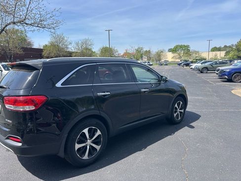 Used 2016 Kia Sorento EX image 3