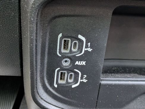 Used 2024 RAM 2500 Big Horn image 26