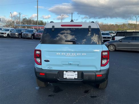 New 2025 Ford Bronco Sport Heritage w/ Convenience Package image 6