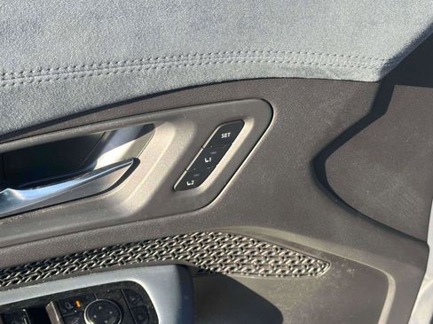 Used 2024 Nissan Ariya AWD image 17