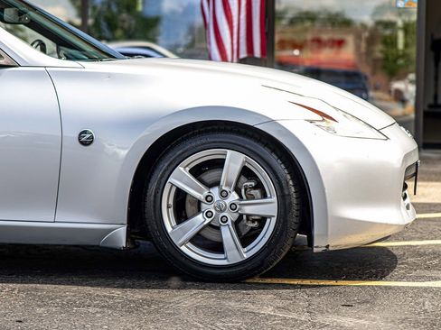 Used 2012 Nissan 370Z Touring w/ Aerodynamics Pkg RWD image 10