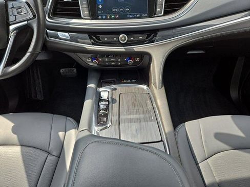 Used 2023 Buick Enclave Essence w/ Experience Buick Package AWD/4WD image 21