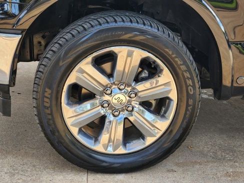 Used 2018 Ford F150 King Ranch w/ Equipment Group 601A Luxury image 18